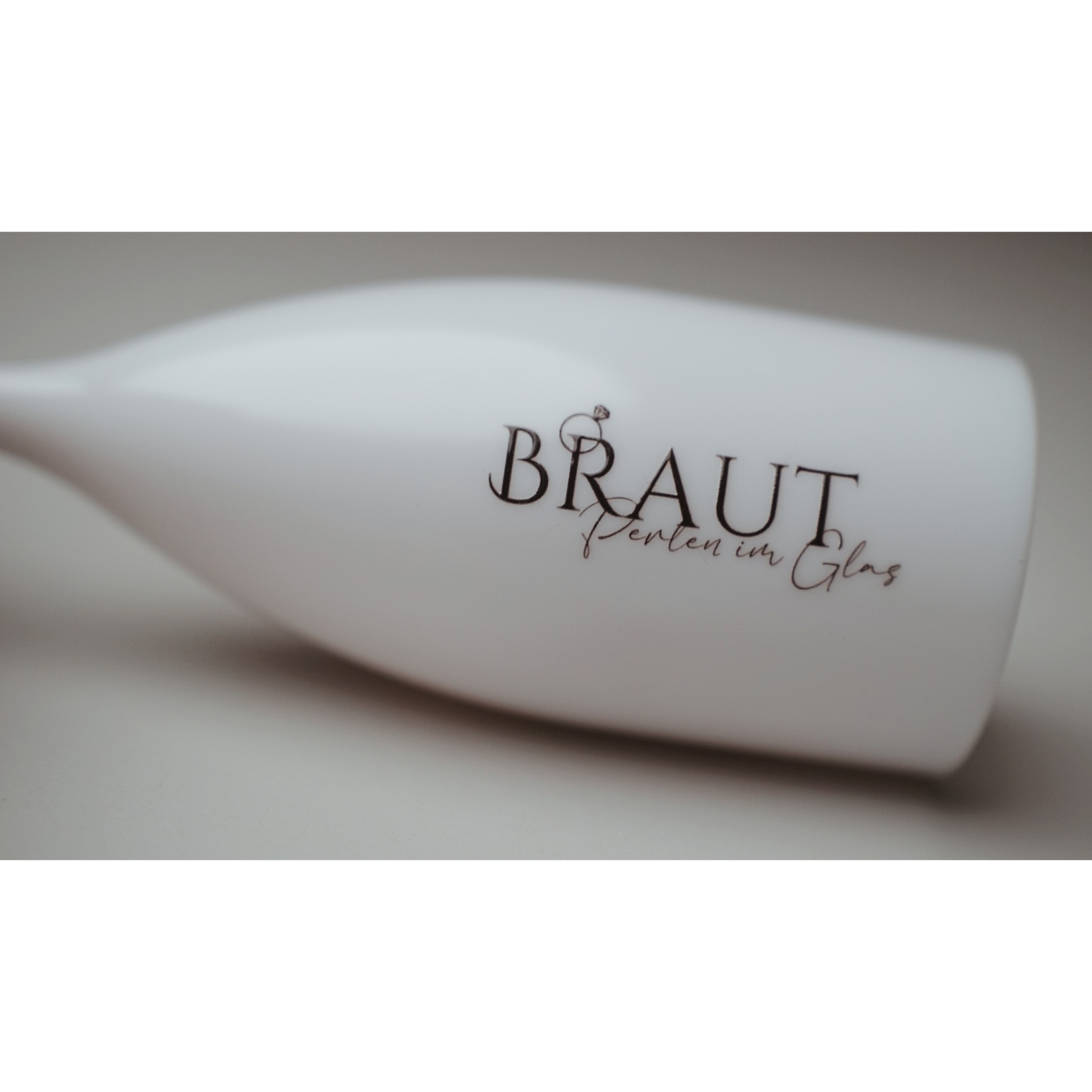 Sektglas, Hochzeitsgeschenk, Sektflöte, Sektkelch, personalisiertes Sektglas, Mehrweg Glas, Bruchsicheres Sektglas, Champagnerglas, Stielglas, Hochzeitsgläser, Weiße Sektgläser, bedruckte Gläser, JGA Gläser, Partygläser, Strand, Junggesellinnenabschied, Hochzeit, Geburtstag, Geeschenk für Brautpaare, Outdoorgläser, Gläser mit Namen, Hochzeits Villa,Kunststoff Sektglas, Gastgeschenk