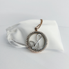 Floating Memories Medaillon, Floating Charms, Floating Medaillon, Hochzeitsmedaillon, Floating Memorys, Strass Medaillon Charms, Hochzeit Charmes, besonderes Geschenk, Erinnerung, persönliches Schmuckstück, schwebende Kette, schwebendes Medaillon, Hochzeit, Hochzeits-Villa, Hochzeitsgeschenk, Hochzeitsschmuck, Wedding Charms, Geschenk, Geburtstagsgeschenk, Hochzeitstag, Muttertag, Geschenk für sie, Kristall Medaillon