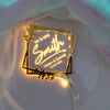 Cakepopper, LED Cake Topper, Leuchtender Cake Topper, Kuchendeko, Acryldeko, Tortentopper, Hochzeitstorte deko, Gold, Wedding Cake Topper, Hochzeits-Villa, Moderne Hochzeitstorte, Leuchtende Hochzeitsdekoration, Außergewöhnliche Hochzeitstorte, Hochzeitskuchen, Personalisierter Wedding Cake Topper 