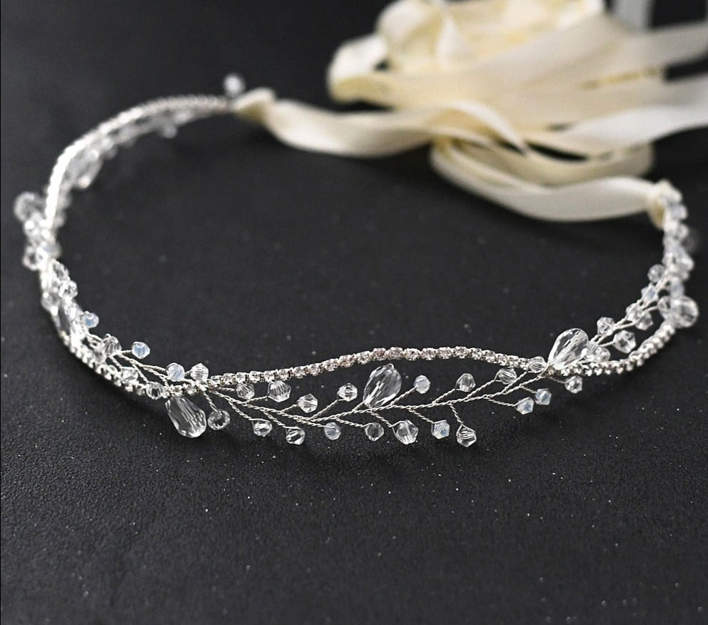 Brautschmuck, Brautkleid Accessoires, Taillengürtel, Kristall, Hochzeits-Villa, Brautaccessoire, Hochzeitsaccessoire, Braut, Hochzeit, Strass, das gewisse etwas,  Rückenschmuck, Taillenband, 