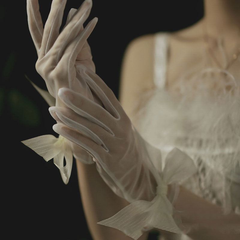 Brauthandschuhe, Brautkleid Accessoires, Hochzeits-Villa, Brautaccessoire, Hochzeitsaccessoire, Braut, Hochzeit, das gewisse etwas,  Handschuhe, Perlen, Vintage, Vintage Hochzeit, weiß, Satin Handschuhe