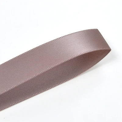 Satin, Band, Satinband, Schleife, Geschenkverpackung, Seidenband, Geschenkband, Hochzeitsschleife, Verpackung, dünnes Band,  Schleifenband, Dekoband, Einladung Hochzeit, Hochzeitseinladung, Hochzeit Papeterie,