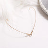 Boho Haarreif Braut

Haaraccessoire Hochzeit

Brautfrisur Accessoire

zarter Haarschmuck mit Ketten

Haarschmuck mit Perlen

Statement Haarreif Rücken

Trend-Haarreif 2025