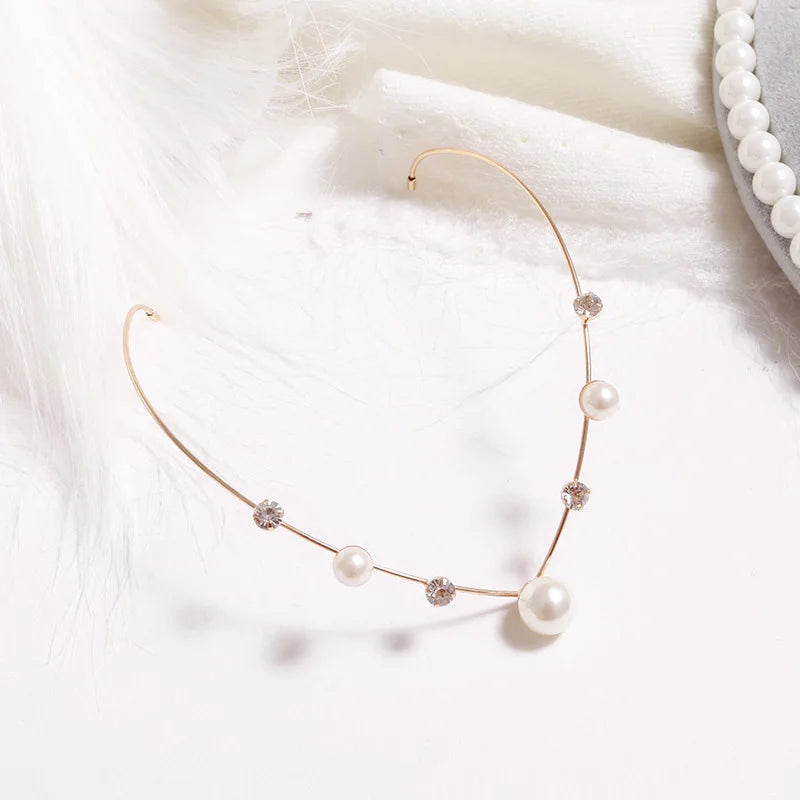 #HaarreifHinterkopf

#HaarschmuckBraut

#BridalHairpiece

#Hochzeitsaccessoire

#BohoBraut

#Brautfrisur

#Haaraccessoire

#ElegantHairAccessory