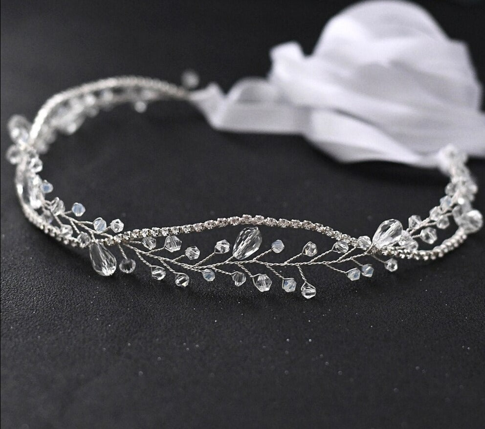 Brautschmuck, Brautkleid Accessoires, Taillengürtel, Kristall, Hochzeits-Villa, Brautaccessoire, Hochzeitsaccessoire, Braut, Hochzeit, Strass, das gewisse etwas,  Rückenschmuck, Taillenband, 