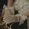 Brauthandschuhe, Brautkleid Accessoires, Hochzeits-Villa, Brautaccessoire, Hochzeitsaccessoire, Braut, Hochzeit, das gewisse etwas,  Handschuhe, Perlen, Vintage, Vintage Hochzeit, weiß, Satin Handschuhe