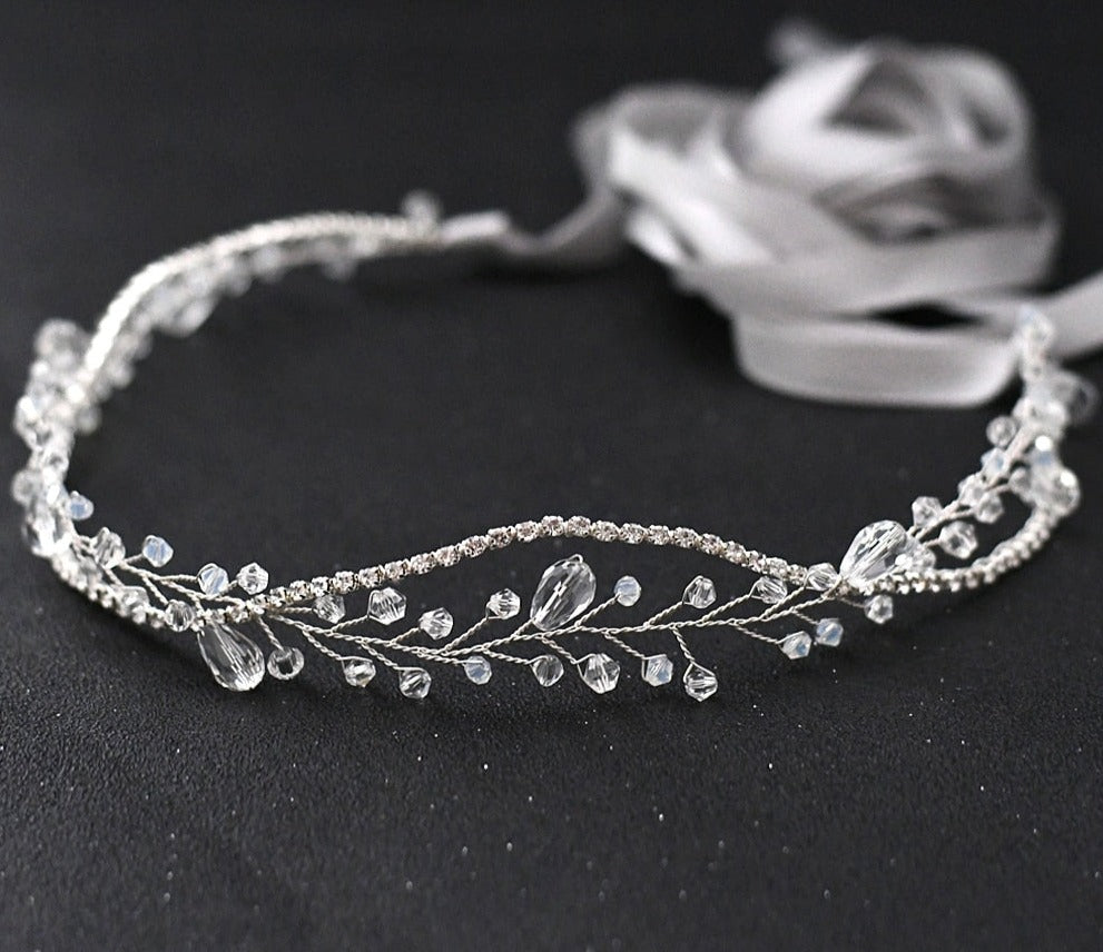 Brautschmuck, Brautkleid Accessoires, Taillengürtel, Kristall, Hochzeits-Villa, Brautaccessoire, Hochzeitsaccessoire, Braut, Hochzeit, Strass, das gewisse etwas,  Rückenschmuck, Taillenband, 
