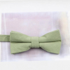 Hochzeits outfit, Bräutigam outfit, Partnerlook Hochzeit, Hochzeit, Hochzeits-Villa, Bräutigam Accessoires, Accessoires für Ihn, Fliegen, Farbenfrohe Hochzeit, Outfit für ihn, Hochzeitsgast Outfit für ihn, Fliegen aus Baumwolle, Accessoires die zusammenpassen, passende Accessoires für ihn, Bunte Hochzeit, Krawattenfliegen, Vater Sohn Outfit, Vater und Sohn Partnerlook