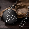 Taschenuhr mit Gravur, personalisierte Uhr, Herrenuhr mit Gravur, Bräutigam Geschenk, Trauzeugen Geschenk, Hochzeitsgeschenk für Ihn, Uhr mit Gravur, personalisiertes Geschenk, Grooms, Hochzeits-Villa, Accessoires für Ihn, Best Man,  Herrenschmuck, Geschenkeset, Schmuck für Ihn, Armband für Ihn, Hochzeitstag, Geschenk Hochzeitstag, Geschenk für ihn, Personalisierte Taschenuhr schwarz, mattes schwarz, Männergeschenk, Geschenk Brautvater