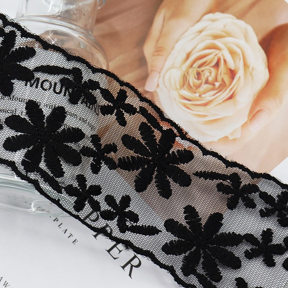 Spitzenbänder, Dekoband, Band mit Spitze, Schleifen, Hochzeitsschleife, Bänder für Einladungskarten, Dekoschleife, Stuhlschleife, Vintage Hochzeit, Geschenkband, Geschenkverpackung, Hochzeitsband, Hochzeits-Villa, Dekoration, Save the Date, Hochzeitseinladung, Romantische Bänder Schleifen, Hochzeitsspitze