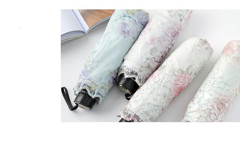 Brautschirm, Hochzeit Regen, Hochzeitschirm, Foto Requisit Hochzeit, Hochzeitsfoto, Hochzeits-Villa, großer Schirm, Regenschirm, Vintage Schirm, Regenschirm mit Spitze, Schirm mit Blumensprite, Vintage Braut, Vintage Hochzeit, Trachtenschirm, Regenschirm zum Dirndl, Außergewöhnlicher Regenschirm, Regenschirm mal anders, Regenschirm mit Blumen
