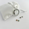 Floating Memories Medaillon, Floating Charms, Floating Medaillon, Hochzeitsmedaillon, Floating Memorys, Stern Diamant Charms, Charmes, besonderes Geschenk, Erinnerung, persönliches Schmuckstück, schwebende Kette, schwebendes Medaillon, Hochzeit, Hochzeits-Villa, Hochzeitsgeschenk, Hochzeitsschmuck, Wedding Charms, Juwel Charms, Juwel Beats, Stern Steine, Strasssteine, Strass Steine, bunte Steine, bunte Stern Strasssteine
