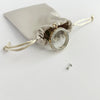 Floating Memories Medaillon, Floating Charms, Floating Medaillon, Hochzeitsmedaillon, Floating Memorys, Musiknote Charms, Hochzeit Charmes, besonderes Geschenk, Erinnerung, persönliches Schmuckstück, schwebende Kette, schwebendes Medaillon, Hochzeit, Hochzeits-Villa, Hochzeitsgeschenk, Hochzeitsschmuck, Wedding Charms, Musik Note Beat, Music Charm