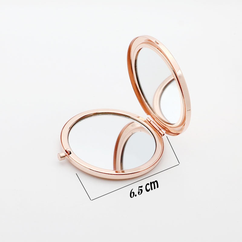 personalisierter Handspiegel, Taschenspiegel bedruckt, Brautjungfern Geschenk, Spiegel, Handtaschenspiegel, Spiegel mit Namen, Spiegel mit Gravur, Spiegel mit geschekverpackung, Samt Beutel, Blumenmädchen Geschenk, Hochzeits-Villa, Make Up Spiegel, 