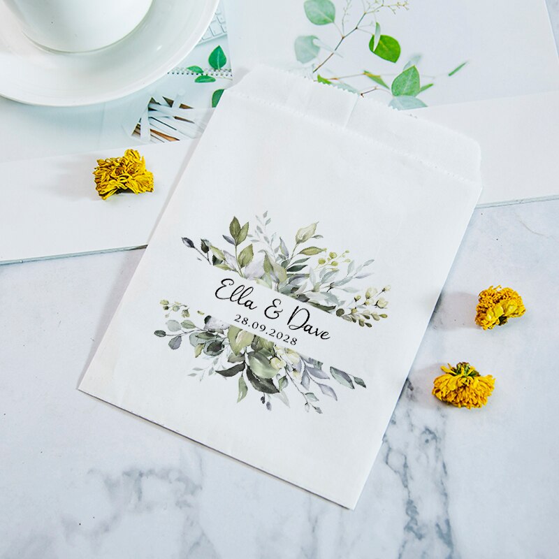 Streublumen Tüten, Blumentüten Hochzeit, Blüten Konfetti, personalisierte Blumentüten, Papiertüten, Candybar deko, Candy Bar, Hochzeit, Trauung, Blumenmädchen, Hochzeitsfeier, Auszug, Trockenblumen, Reis werfen, Blumen werfen, Hochzeits-Villa, Hochzeitsbox, Papiertaschen, Süßigkeitentüten, Gastgeschenk, 