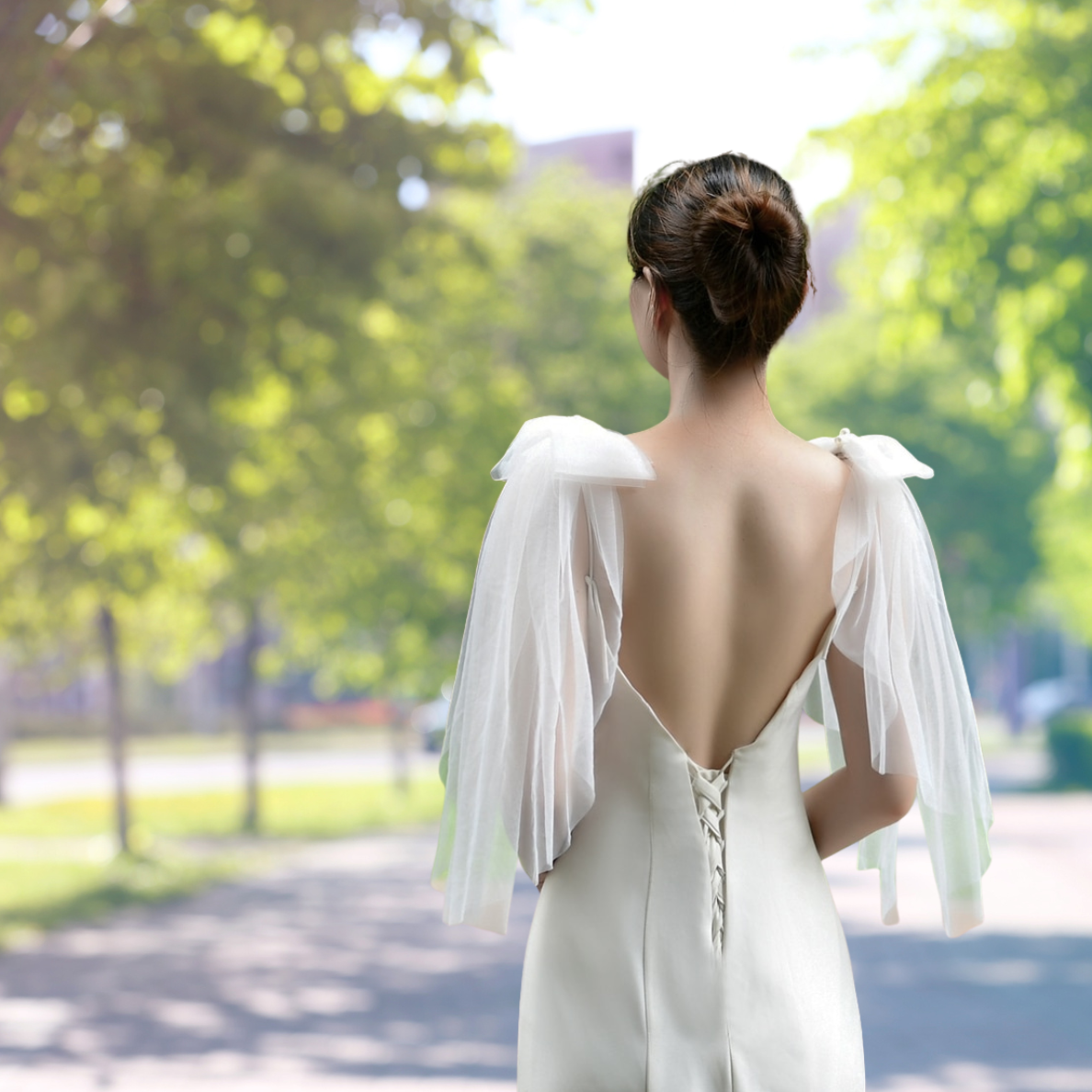 Stola, Perlen, Brautjacke, Tüllschleife, Brautbolero, Tüll Bolero,  Brautaccessoire, Brautkleid Accessoire, Cape, Stola weiß, Bolero weiß, Ivory, Stola schwarz, Off white, Schal, Braut schal, Brautcape, Brautkleid extras, Hochzeit, Hochzeits-Villa, Brautkleidärmel, Brautkleidflügel, Flügelschleier, Schleier Schultern, Tüllschleier, abnehmbare Ärmel Brautkleid, Kleidaccessoires, Hochzeitsaccessoire, champanger, roter Schleier, schwarzer Schleier, glitzer Schleier, Ärmelschleier, Schleier lang, 
