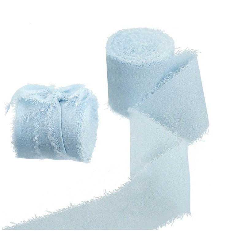 Seidenbänder,Chiffon Band, ausgefranste Bänder, Schleifen, Seide, Hochzeitsschleife, Blaues Band, Bänder für Einladungskarten, Dekobans, Dekoschleife, Stuhlschleife, Satinbnd, Geschenkband, Fransenband, Geschenkverpackung, Hochzeitsband, Mauve Band, Petroll Band, Hhochzeits-Villa, Dekoration,  Save the Date, Hochzeitseinladung.