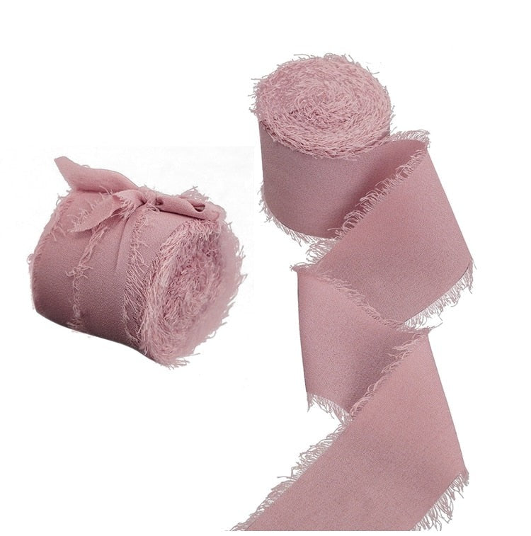 Seidenbänder,Chiffon Band, ausgefranste Bänder, Schleifen, Seide, Hochzeitsschleife, Blaues Band, Bänder für Einladungskarten, Dekobans, Dekoschleife, Stuhlschleife, Satinbnd, Geschenkband, Fransenband, Geschenkverpackung, Hochzeitsband, Mauve Band, Petroll Band, Hhochzeits-Villa, Dekoration,  Save the Date, Hochzeitseinladung.